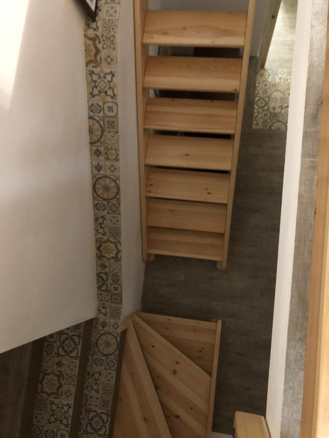 Verso Est Petralia Soprana Buitenkant foto