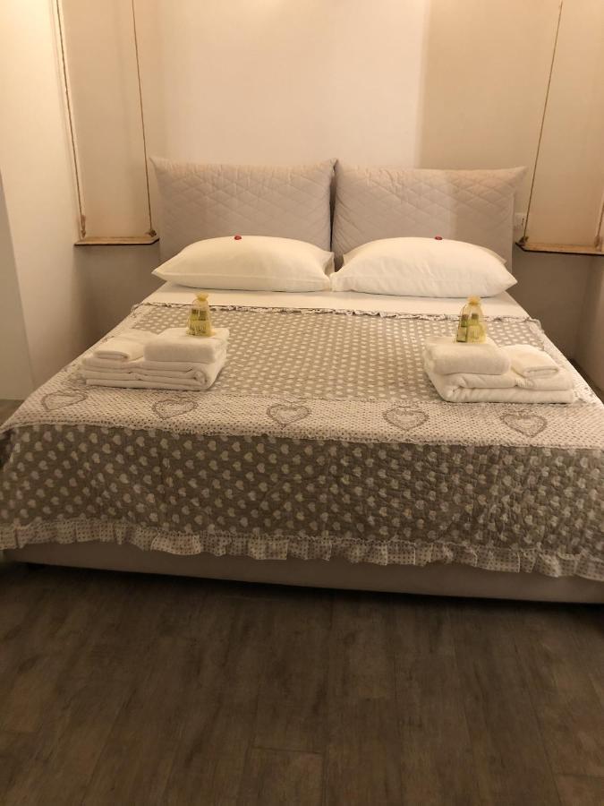 Verso Est Petralia Soprana Buitenkant foto